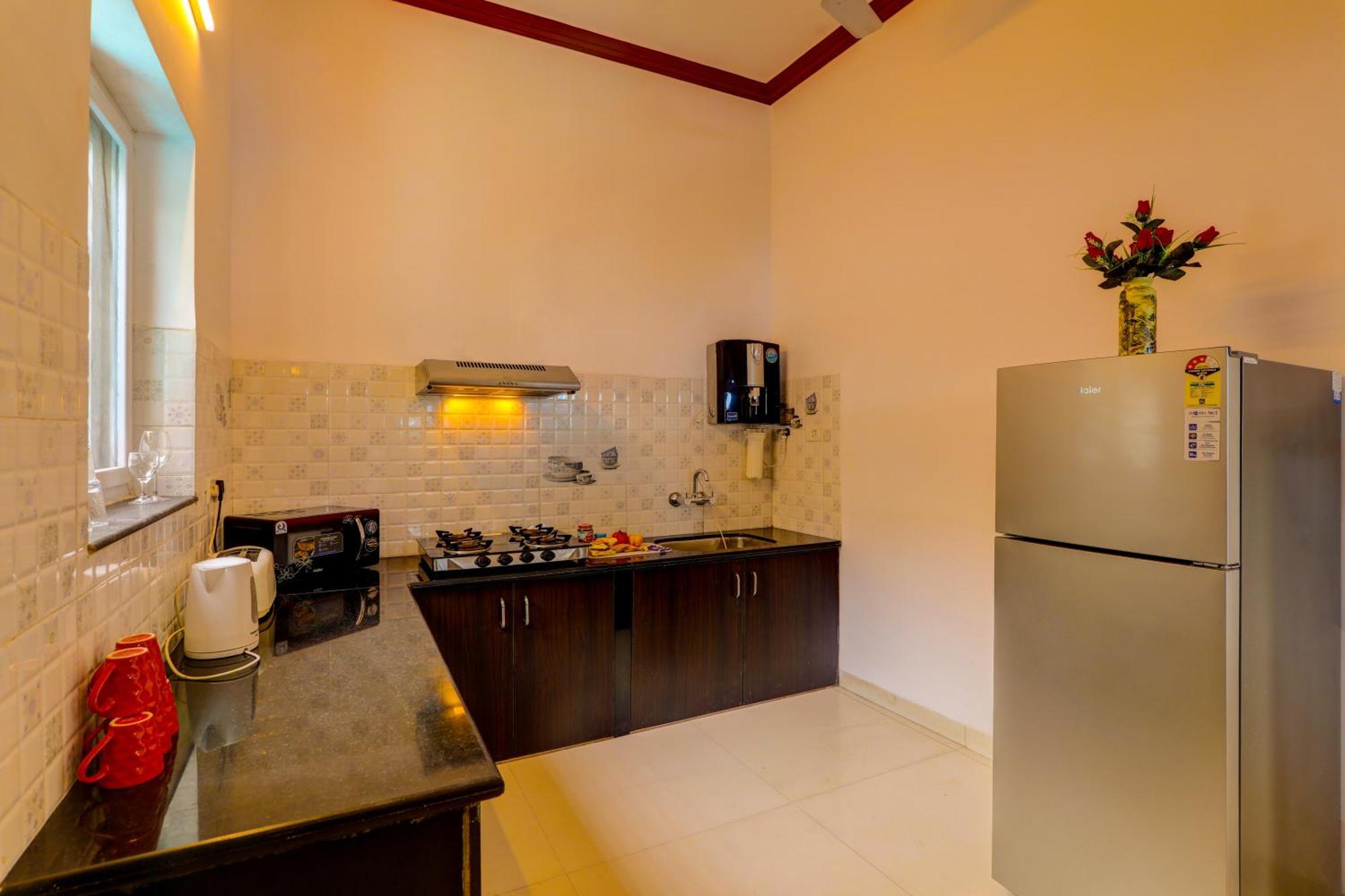 Ludo Private Pool Villa, WiFi-Caretaker-Parking, North Goa Baga Esterno foto